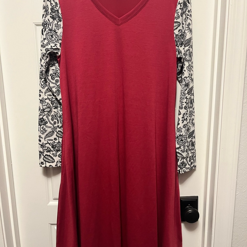 LuLaRoe Burgundy Dress with Monochrome Sleeves - Picture 2 of 6